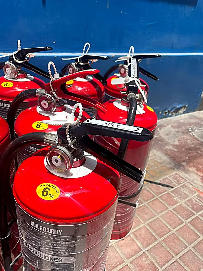 Extintores RDA Security listos para instalación